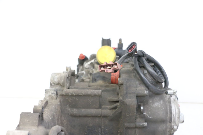 photo de MOTOR PEUGEOT SATELIS 250 (2006 - 2012) - Alternatieve hoek