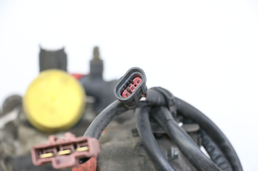 photo de MOTOR PEUGEOT SATELIS 250 (2006 - 2012) - Profielaanzicht