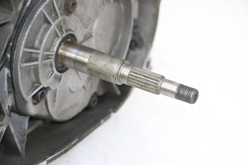 photo de MOTOR PEUGEOT SATELIS 125 (2006 - 2009) - Alternatieve hoek