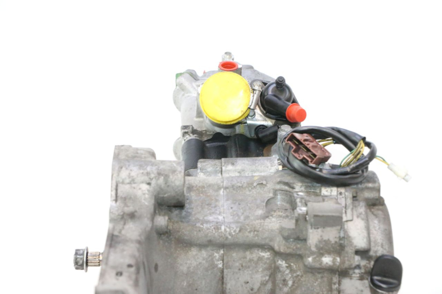 photo de MOTOR PEUGEOT SATELIS 125 (2013 - 2018) - Zoom op componenten