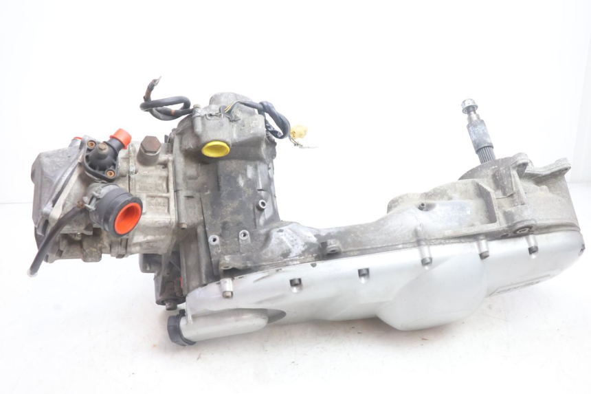 photo de MOTOR APRILIA SCARABEO GT 125 (1999 - 2007) - Zoom op componenten