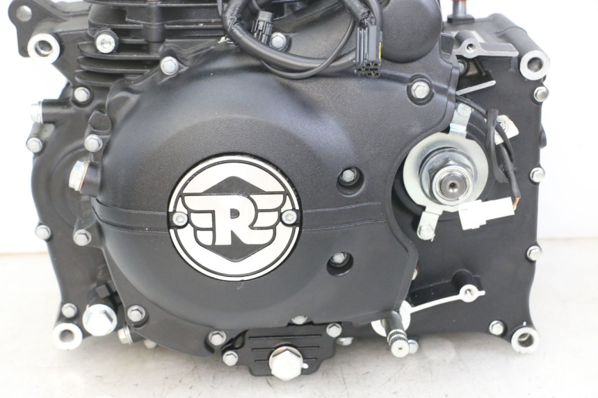 photo de MOTOR ROYAL ENFIELD SCRAM 411 (2022 - 2024) - Visuele inspectie