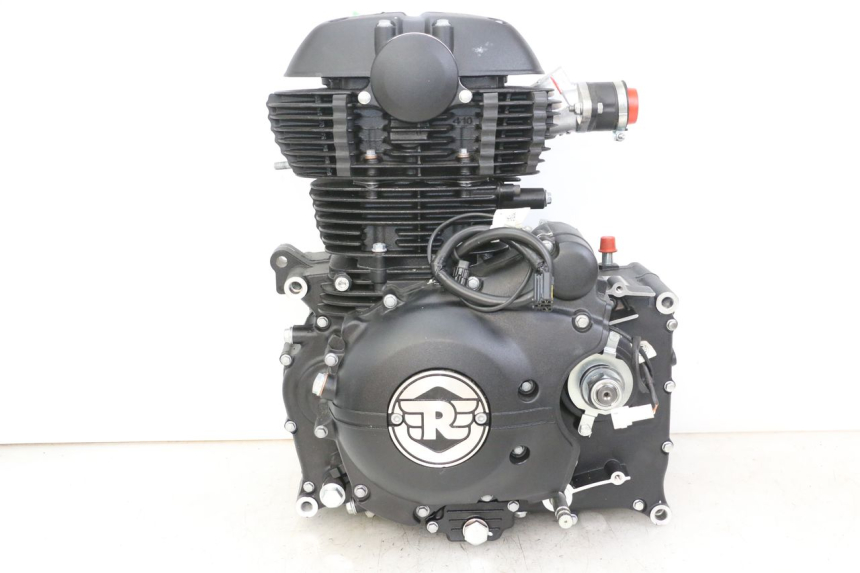 photo de MOTOR ROYAL ENFIELD SCRAM 411 (2022 - 2024) - Alternatieve hoek