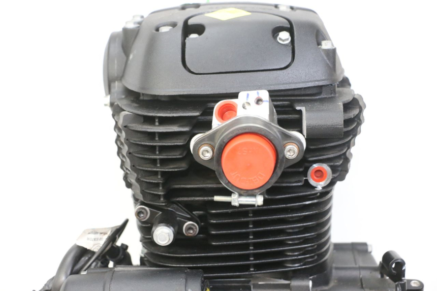 photo de MOTOR ROYAL ENFIELD SCRAM 411 (2022 - 2024) - Bevestigingspunten