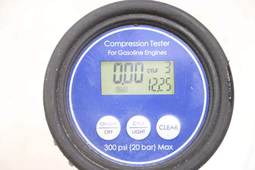 photo de MOTOR TRIUMPH SPEED TRIPLE T301 900 (1994 - 1996) - Bevestigingspunten