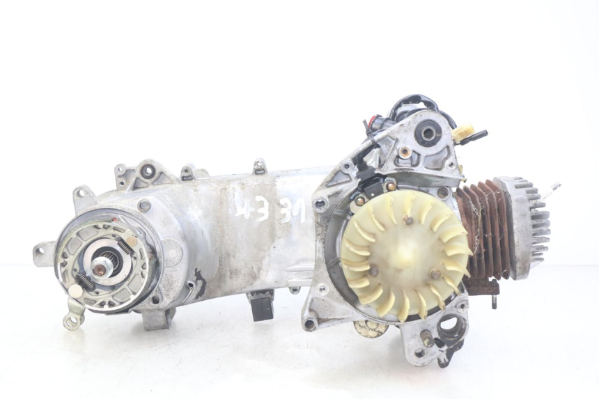 photo de MOTOR PEUGEOT SPEEDFIGHT 3 AIR 50 (2009 - 2015) - Visuele inspectie