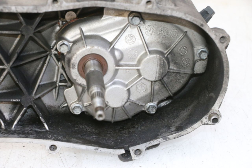 photo de MOTOR APRILIA SR R 2T LC 50 (2018 - 2021) - Bevestigingspunten