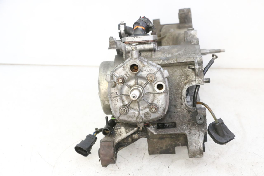 photo de MOTOR APRILIA SR R 2T LC 50 (2018 - 2021) - Kenmerkende details