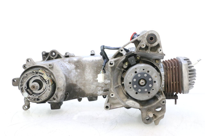 photo de MOTOR PEUGEOT STREETZONE NAKED 2T 50 (2014 - 2018) - Zoom op kwaliteit