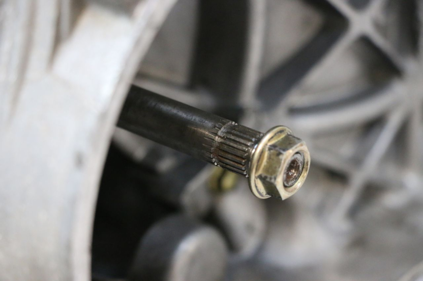 photo de MOTOR PEUGEOT STREETZONE NAKED 2T 50 (2014 - 2018) - Zoom op gebruiksstaat