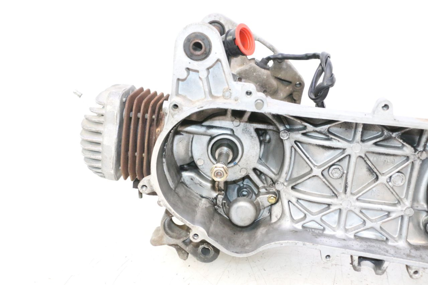photo de MOTOR PEUGEOT STREETZONE NAKED 2T 50 (2014 - 2018) - Overzicht