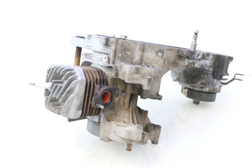 photo de MOTOR PEUGEOT STREETZONE NAKED 2T 50 (2014 - 2018) - Andere kijkhoek