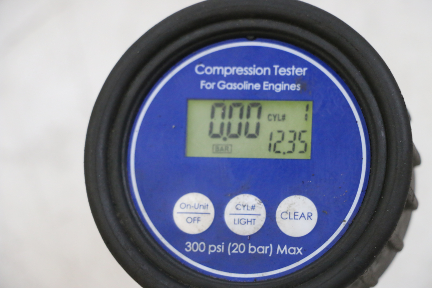 photo de MOTOR KYMCO SUPER 8 125 (2008 - 2015) - Zoom op componenten