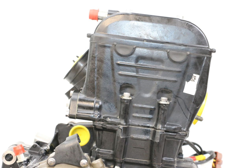 photo de MOTOR HUSQVARNA SVARTPILEN 401 (2018 - 2023) - Visuele inspectie