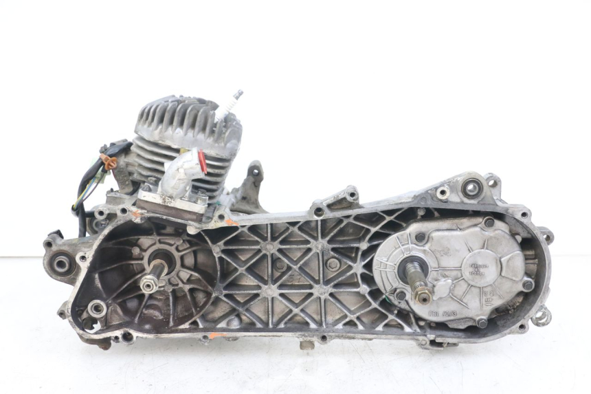 photo de MOTOR PEUGEOT TKR TREKKER FURIOUS 50 (2005 - 2014) - Hoofdaanzicht