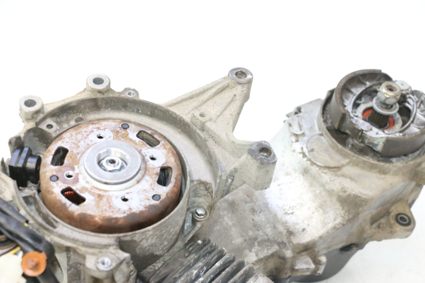 photo de MOTOR PEUGEOT TKR TREKKER FURIOUS 50 (2005 - 2014) - Andere kijkhoek