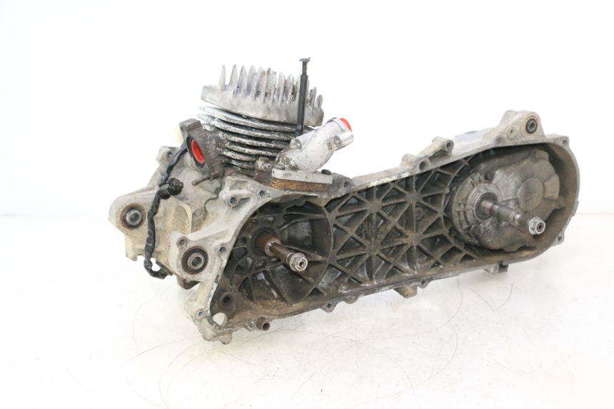 photo de MOTOR PEUGEOT TKR TREKKER FURIOUS 50 (2005 - 2014) - Hoofdaanzicht