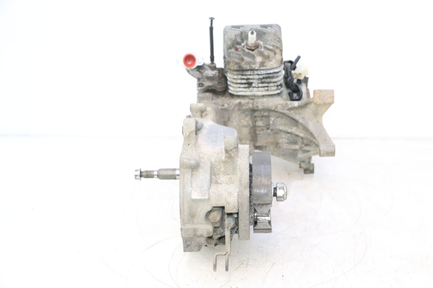 photo de MOTOR PEUGEOT TKR TREKKER FURIOUS 50 (2005 - 2014) - Kenmerkende details