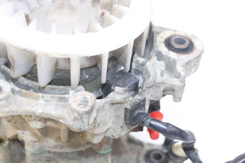 photo de MOTOR PEUGEOT TREKKER 50 (1998 - 2004) - Andere kijkhoek