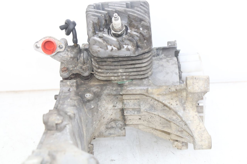 photo de MOTOR PEUGEOT TREKKER 50 (1998 - 2004) - Bevestigingspunten