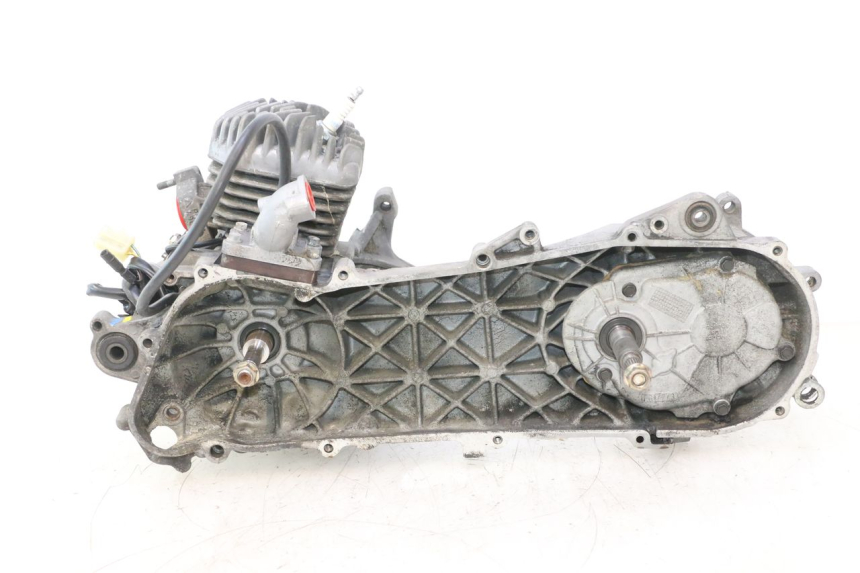 photo de MOTOR PEUGEOT TREKKER 50 (1995 - 2004) - Hoofdaanzicht