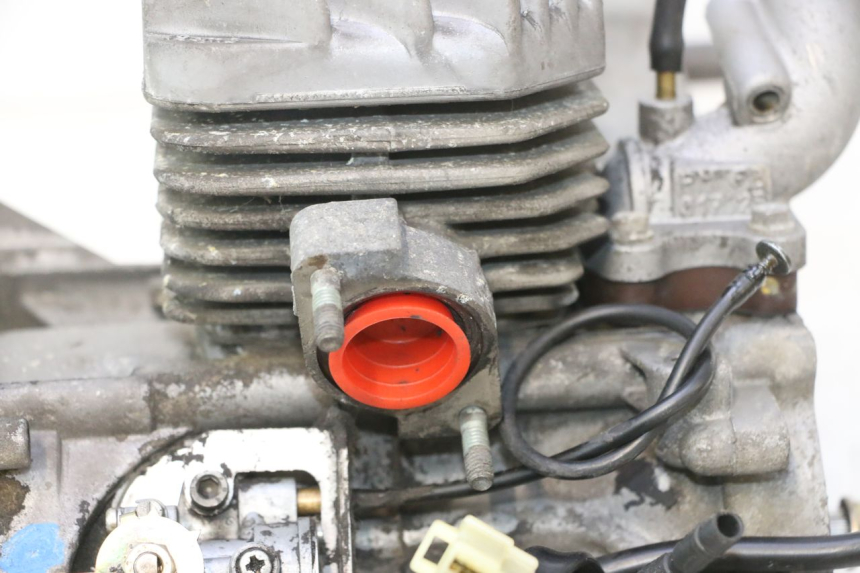 photo de MOTOR PEUGEOT TREKKER 50 (1995 - 2004) - Gecontroleerd onderdeel