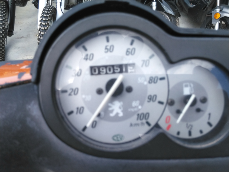 photo de MOTOR PEUGEOT TREKKER 50 (1995 - 2004) - Overzicht