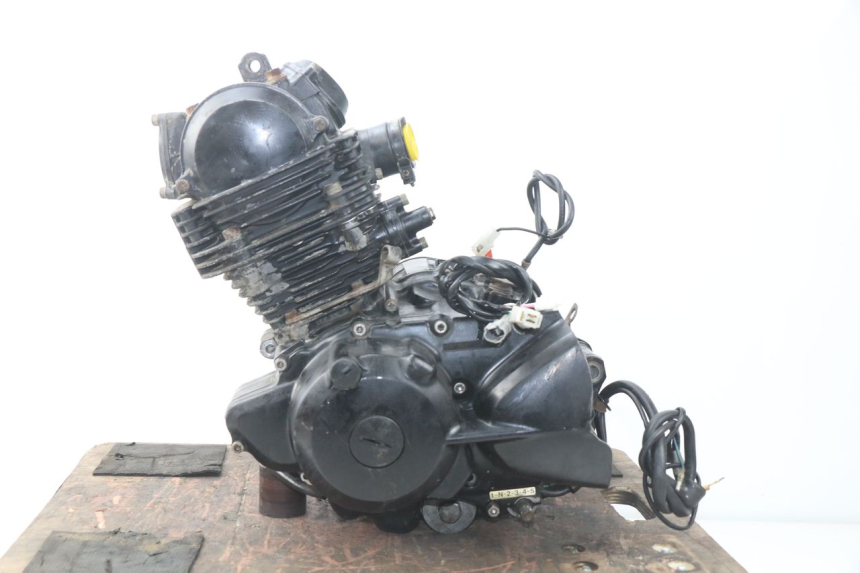 photo de MOTOR YAMAHA TW 125 (1998 - 2002) - Markeringen en referenties