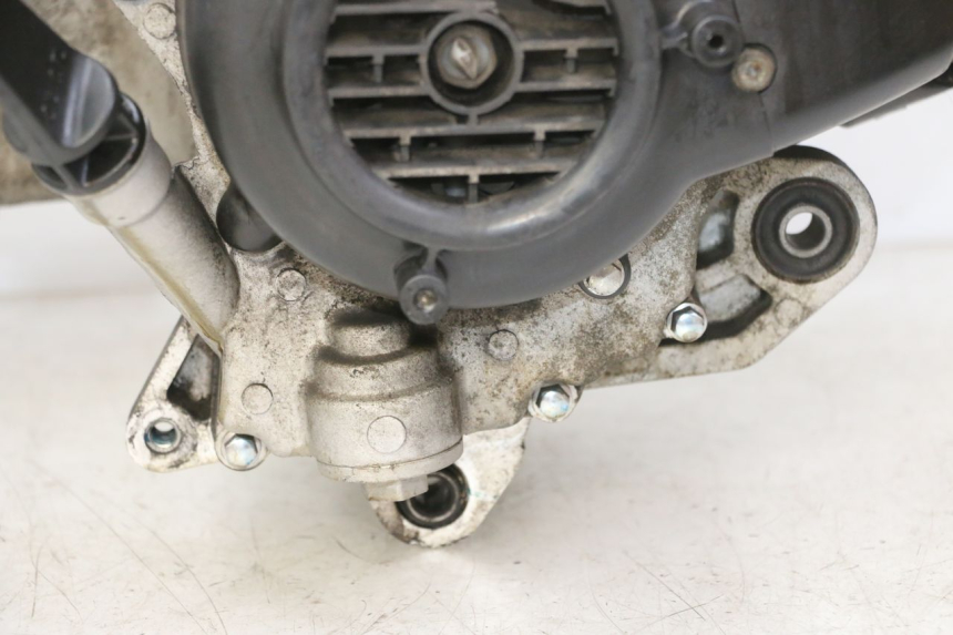 photo de MOTOR PEUGEOT TWEET PRO EFI 4T 50 (2021 - 2022) - Focus op structuur