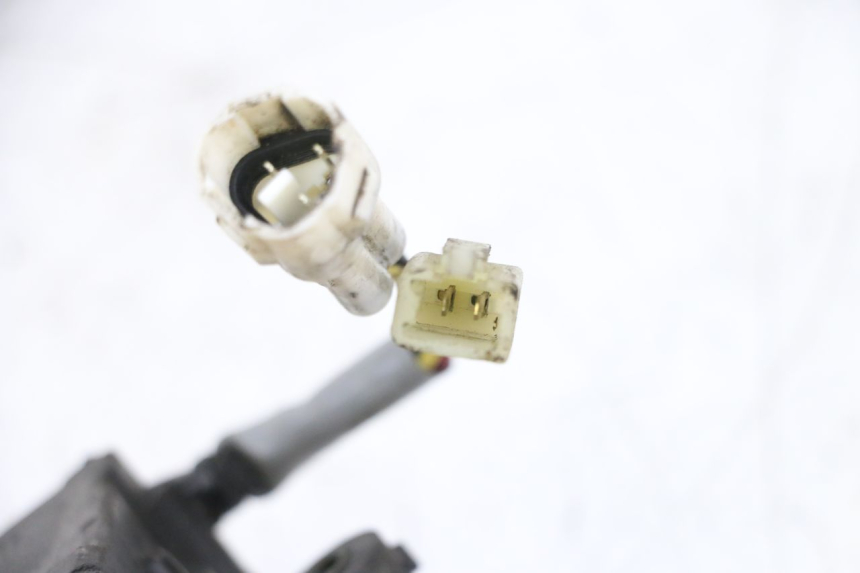 photo de MOTOR KLEP UITLAAT SUZUKI GSXR GSX-R 1000 (2003 - 2004) - Andere kijkhoek