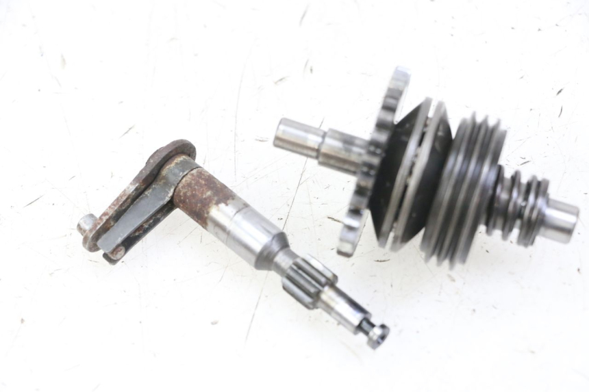 photo de MOTOR KLEP UITLAAT HONDA MTX TC02 125 (1987 - 1989) - Zoom op gebruiksstaat