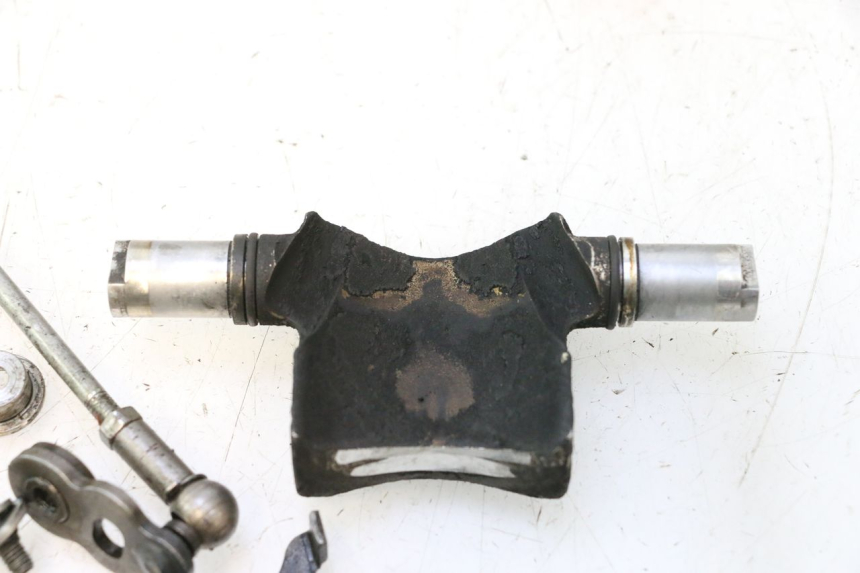 photo de MOTOR UITLAATKLEP HUSABERG TE 250 (2011 - 2014) - Detail van het onderdeel