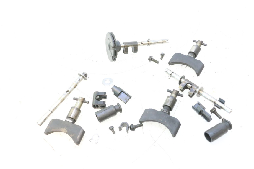 photo de MOTOR UITLAATKLEP YAMAHA WAVE RUNNER GP R 1200 (2000 - 2003) - Staat van het oppervlak