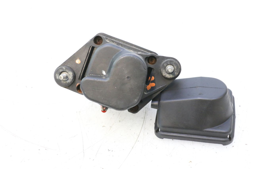 photo de MOTOR UITLAATKLEP YAMAHA WAVE RUNNER GP R 1200 (2000 - 2003) - Overzicht