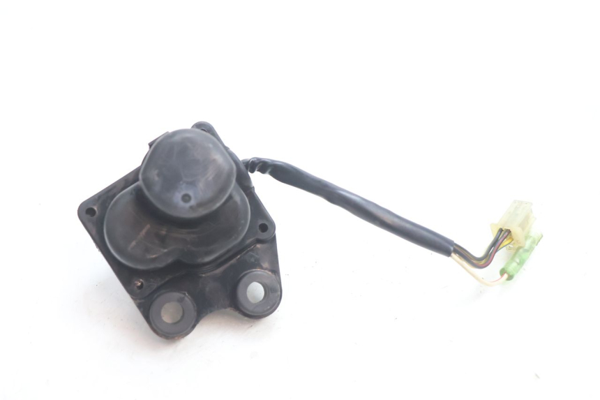 photo de MOTOR UITLAATKLEP YAMAHA YZF R GENESIS 750 (1993 - 1998) - Andere kijkhoek