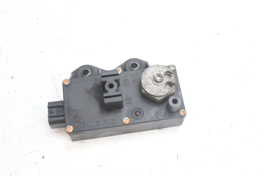 photo de MOTOR UITLAATKLEP YAMAHA YZF R6 600 (2008 - 2009) - Hoofdaanzicht