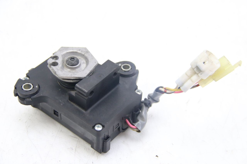 photo de MOTOR KLEP UITLAAT KAWASAKI Z ABS 1000 (2014 - 2020) - Detail van het onderdeel