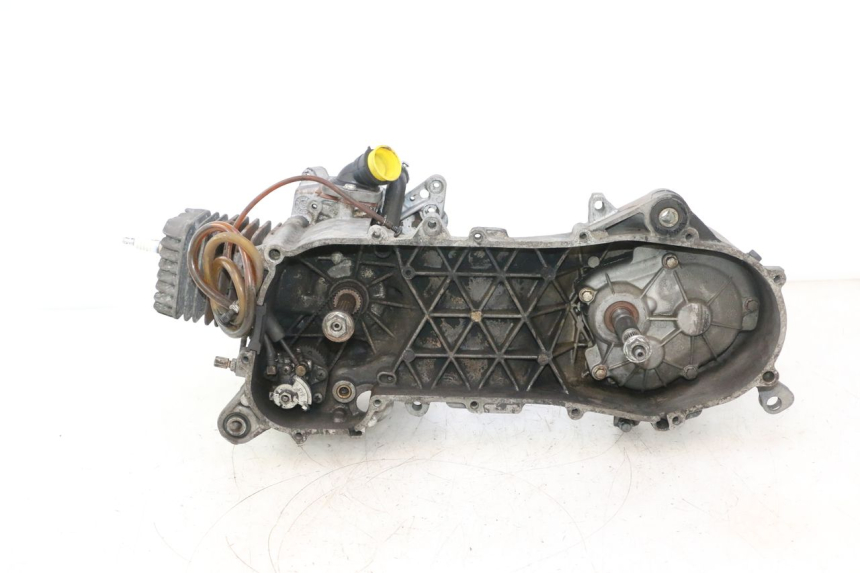 photo de MOTOR PIAGGIO VESPA LX 2T 50 (2005 - 2013) - Hoofdaanzicht