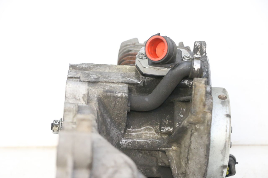 photo de MOTOR PIAGGIO VESPA S 2T 50 (2007 - 2014) - Bevestigingspunten