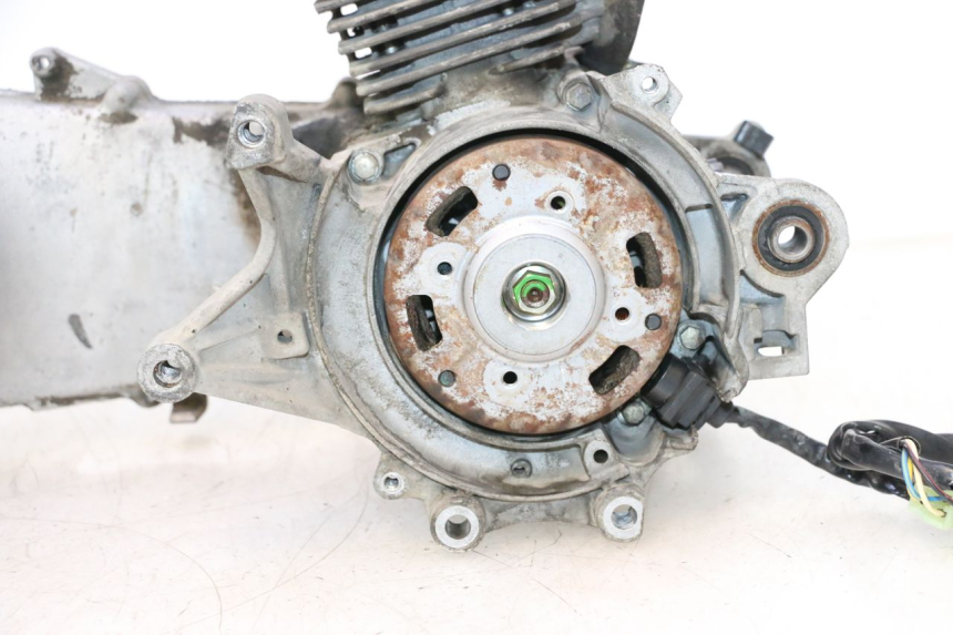 photo de MOTOR PEUGEOT VIVACITY 50 (2004 - 2009) - Visuele inspectie