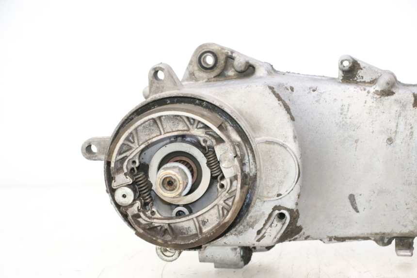 photo de MOTOR PEUGEOT VIVACITY 50 (2004 - 2009) - Focus op structuur