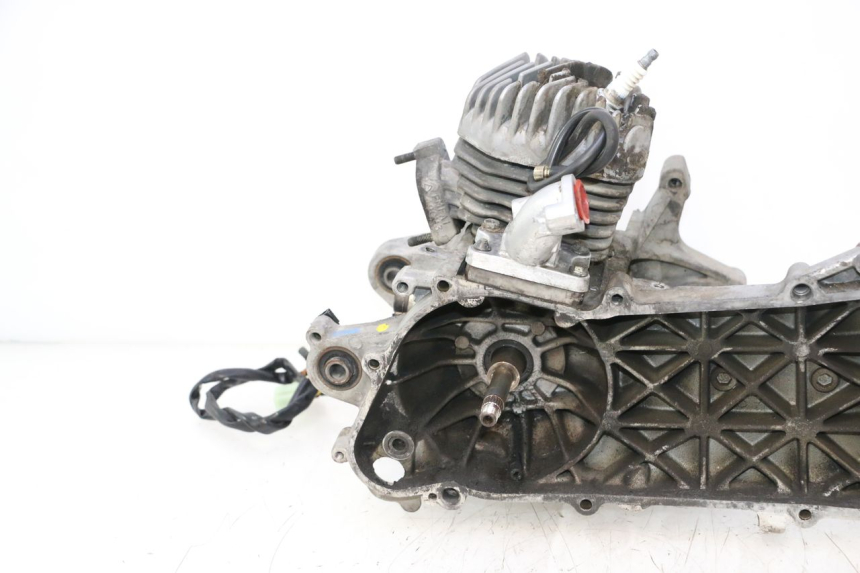 photo de MOTOR PEUGEOT VIVACITY 50 (2004 - 2009) - Zoom op gebruiksstaat