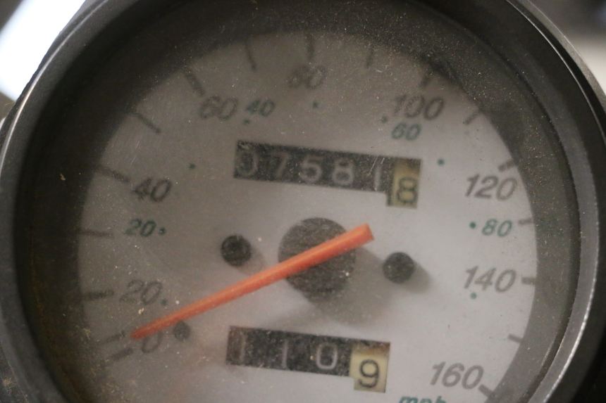 photo de MOTOR DAELIM VJ ROADWIN FI 125 (2008 - 2017) - Staat van het oppervlak