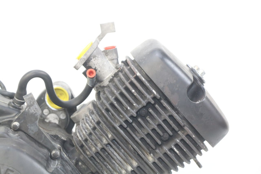 photo de MOTOR DAELIM VL DAYSTAR 125 (2000 - 2011) - Bevestigingspunten