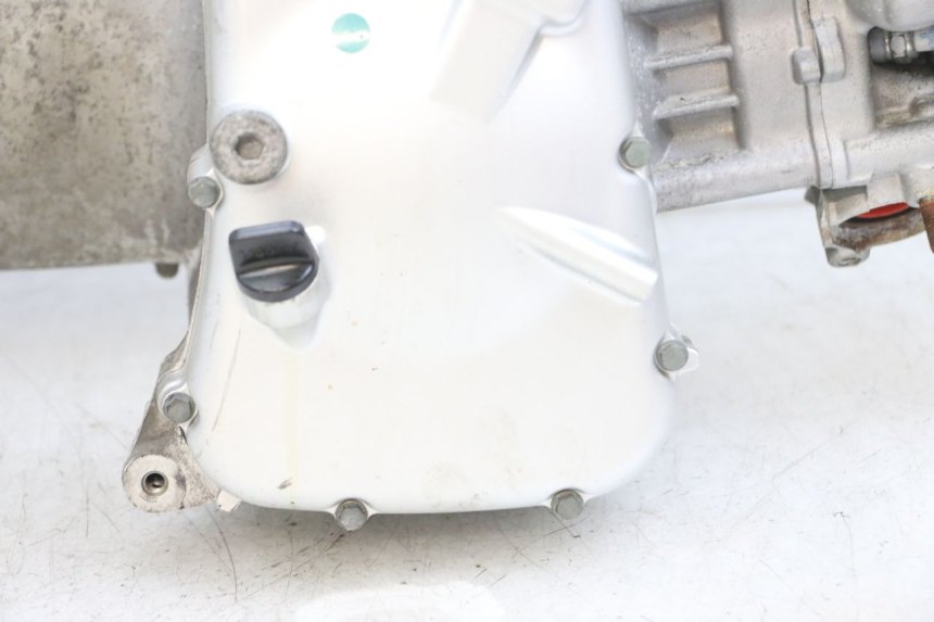 photo de MOTOR YAMAHA XMAX X-MAX 125 (2006 - 2009) - Focus op structuur