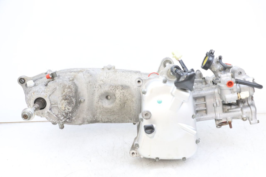 photo de MOTOR YAMAHA XMAX X-MAX 125 (2006 - 2009) - Zoom op kwaliteit