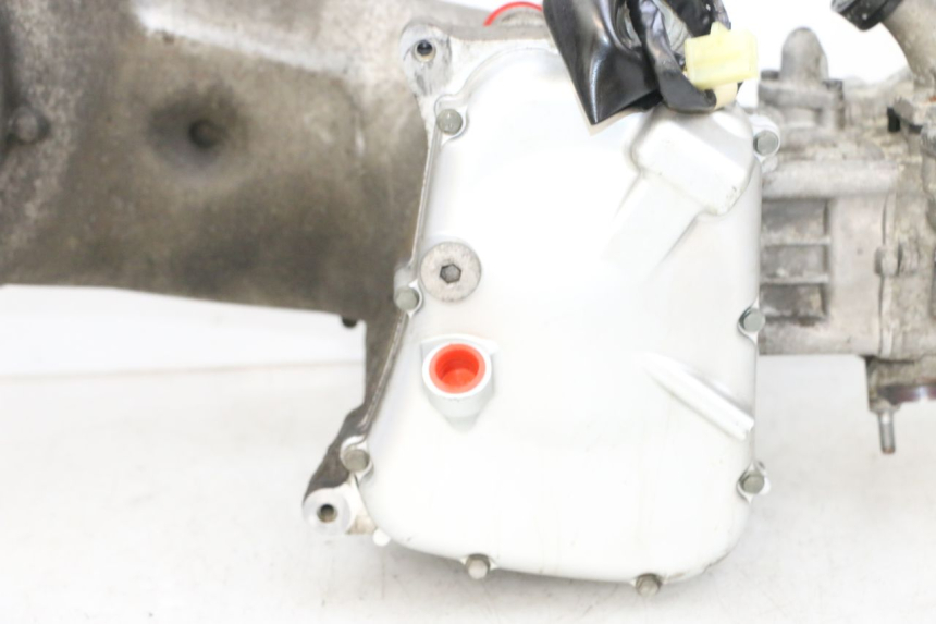 photo de MOTOR YAMAHA X-MAX XMAX 125 (2010 - 2013) - Gecontroleerd onderdeel