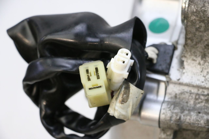 photo de MOTOR YAMAHA XMAX X-MAX 125 (2006 - 2009) - Zoom op componenten