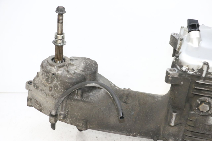 photo de MOTOR YAMAHA XMAX X-MAX 125 (2006 - 2009) - Andere kijkhoek