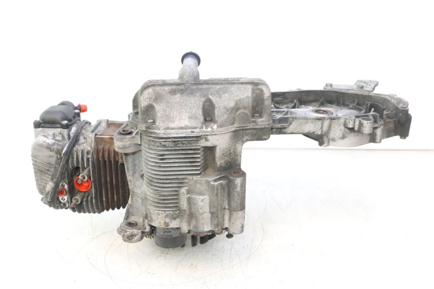 photo de MOTOR PIAGGIO X8 STREET 125 (2006 - 2007) - Zoom op kwaliteit